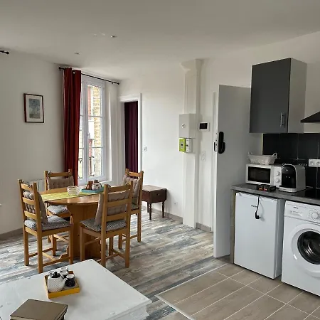 Des Beaux Deluxe * Dieppe