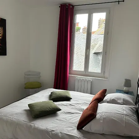 Des Beaux Deluxe