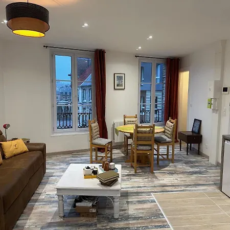 Des Beaux Deluxe Apartment Dieppe