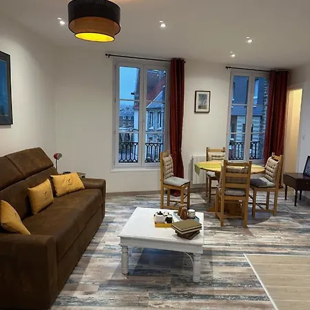 Des Beaux Deluxe