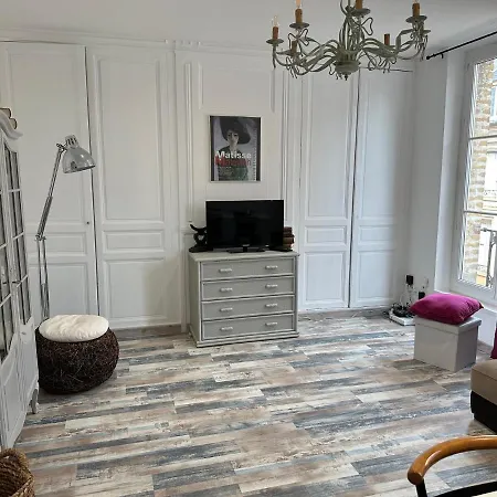 Apartment Des Beaux Deluxe