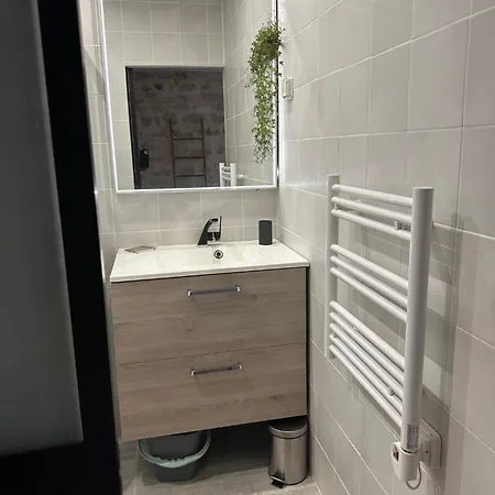 Des Beaux Deluxe